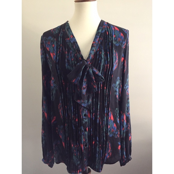 Marchesa Tops - Marchesa 100% Silk Abstract Feather Blouse